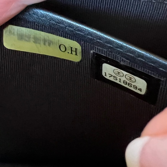 Chanel Caviar Wallet Leather Quilted 3/4 Zip Large Long Black / Silver - Picture 12 of 16